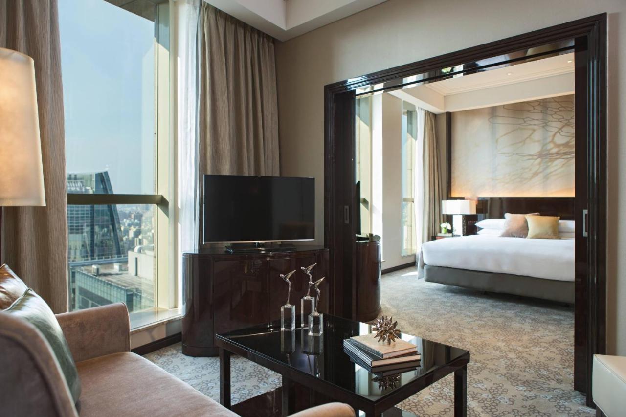 Renaissance Shanghai Pudong Hotel Экстерьер фото