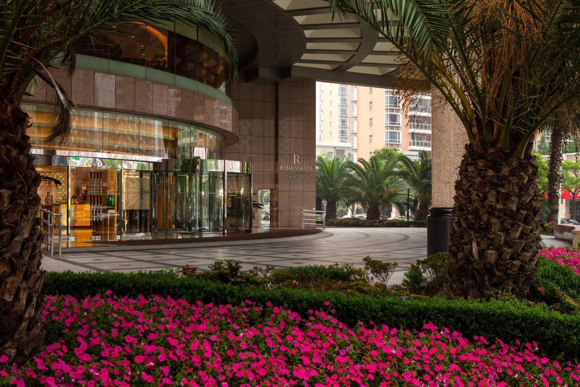 Renaissance Shanghai Pudong Hotel Экстерьер фото